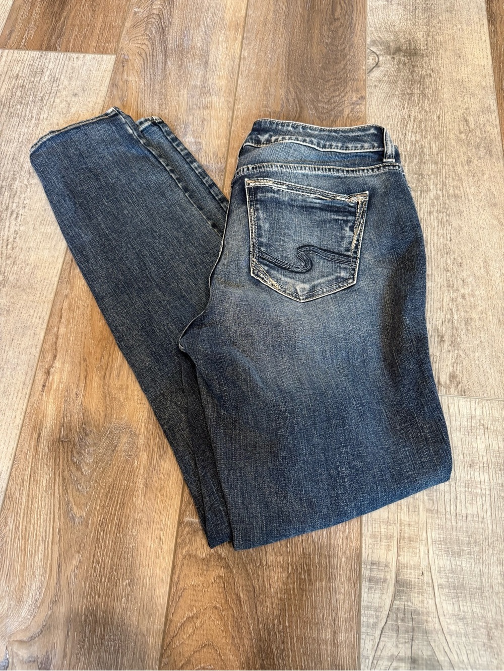 Silver Suki Skinny Dark Wash Jeans